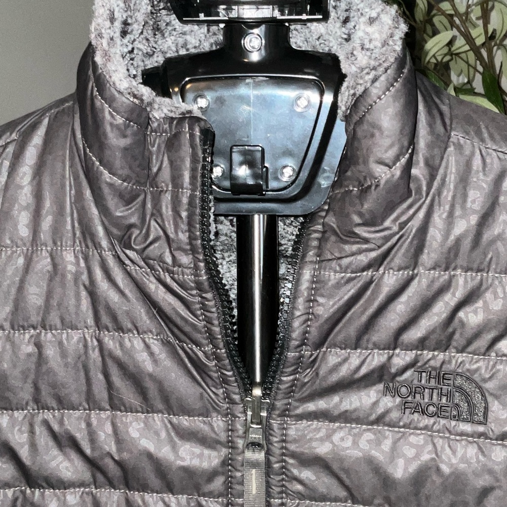 The North Face Kids Reversible Puffer Jacket - Picture 3 of 10